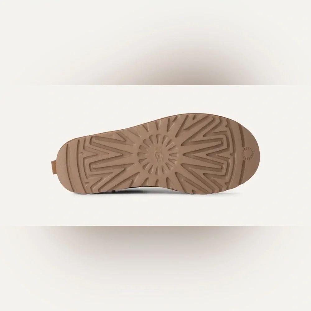 UGG Classic Micro in Chestnut